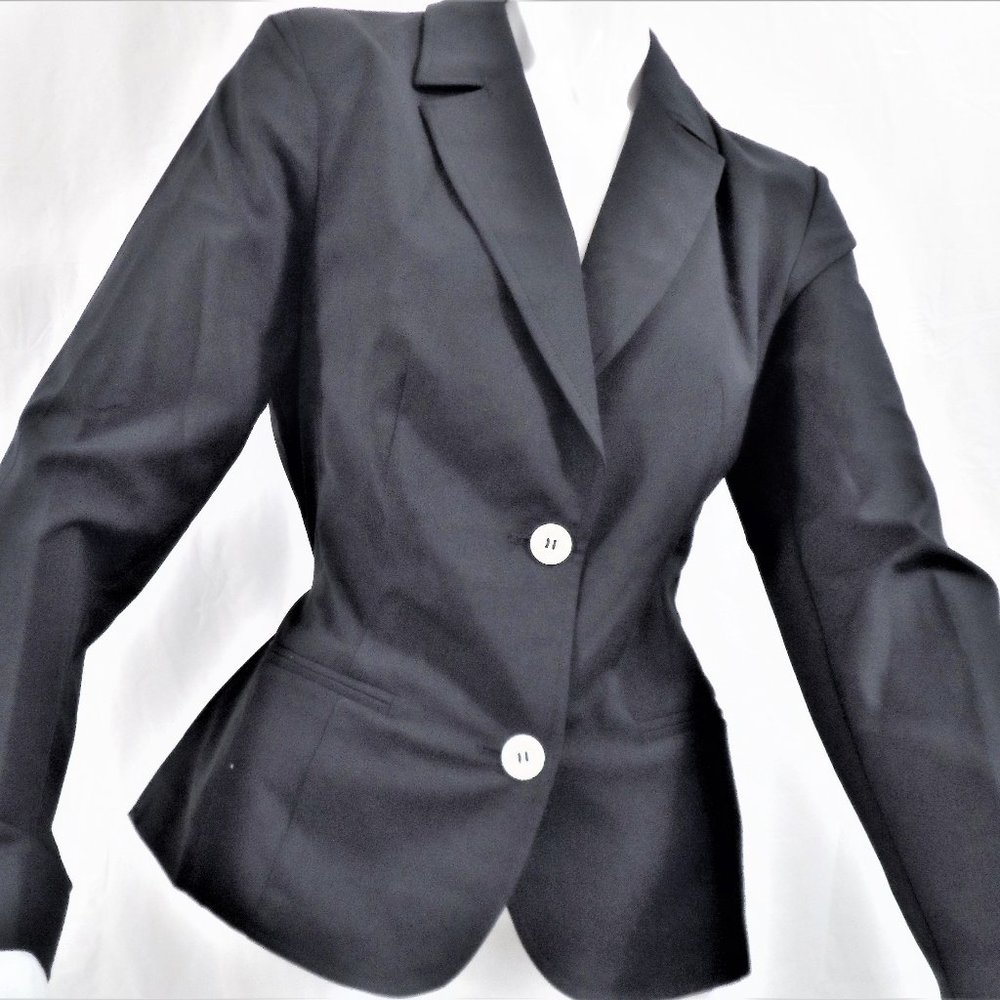 DESIGNERS , NEW JACKET LINING IN  POLYESTER